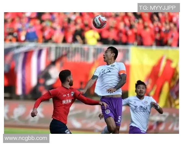 成都网球队以77分领跑联赛积分榜展现强劲实力与团队合作精神