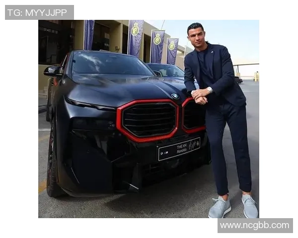 足球明星与豪车的完美结合揭秘豪华座驾背后的故事与风采 足球明星与豪车的完美结合揭秘豪华座驾背后的故事与风采